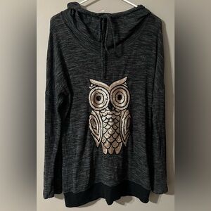 NO BOUNDARIES size Junior M (7-9) gray hooded sweatshirt with sequined owl.